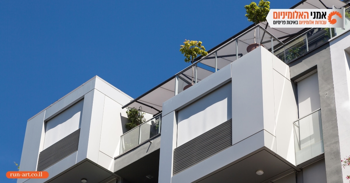 מדוע כדאי לבנות מעקות מאלומיניום במרפסת?